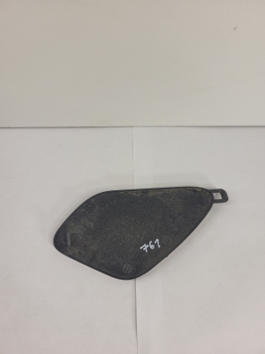 VOLVO S90 (2016–2026) Front bumper tow hook cover 31383227 - 2