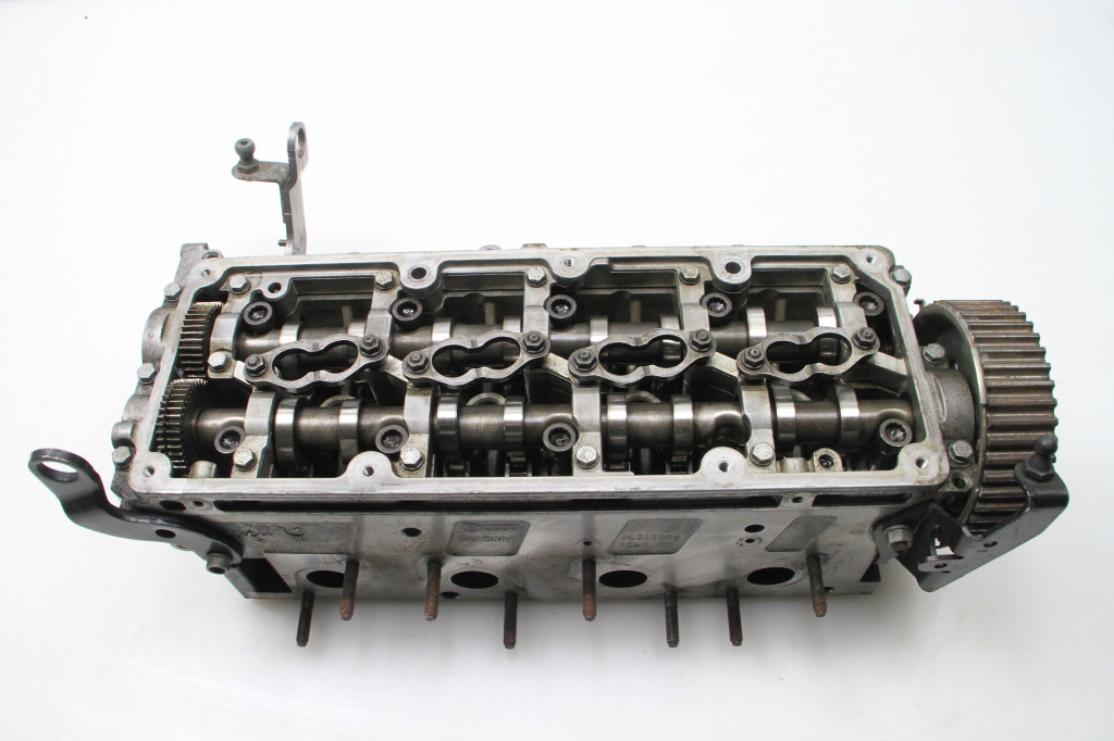 VOLKSWAGEN Passat B6 (2005-2010) Engine Cylinder Head 03L103373 25255829