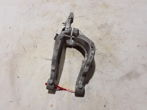 Front shock absorber bracket - 31476122