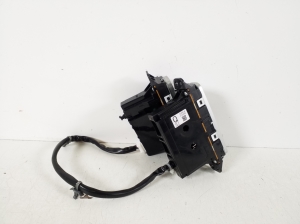 NISSAN Leaf I (2010–2017) Radio control switch - 3