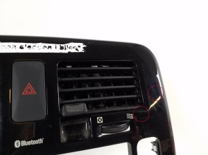 NISSAN Leaf I (2010–2017) Dashboard trim 68260-3NL0A - 6