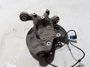 Mercedes Benz GLA-Class 156 (2013–2019) Rear wheel hub A2463503641 - 2
