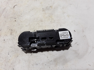 Mercedes Benz GLA-Class 156 (2013–2019) Heater control panel A2469003816 - 3