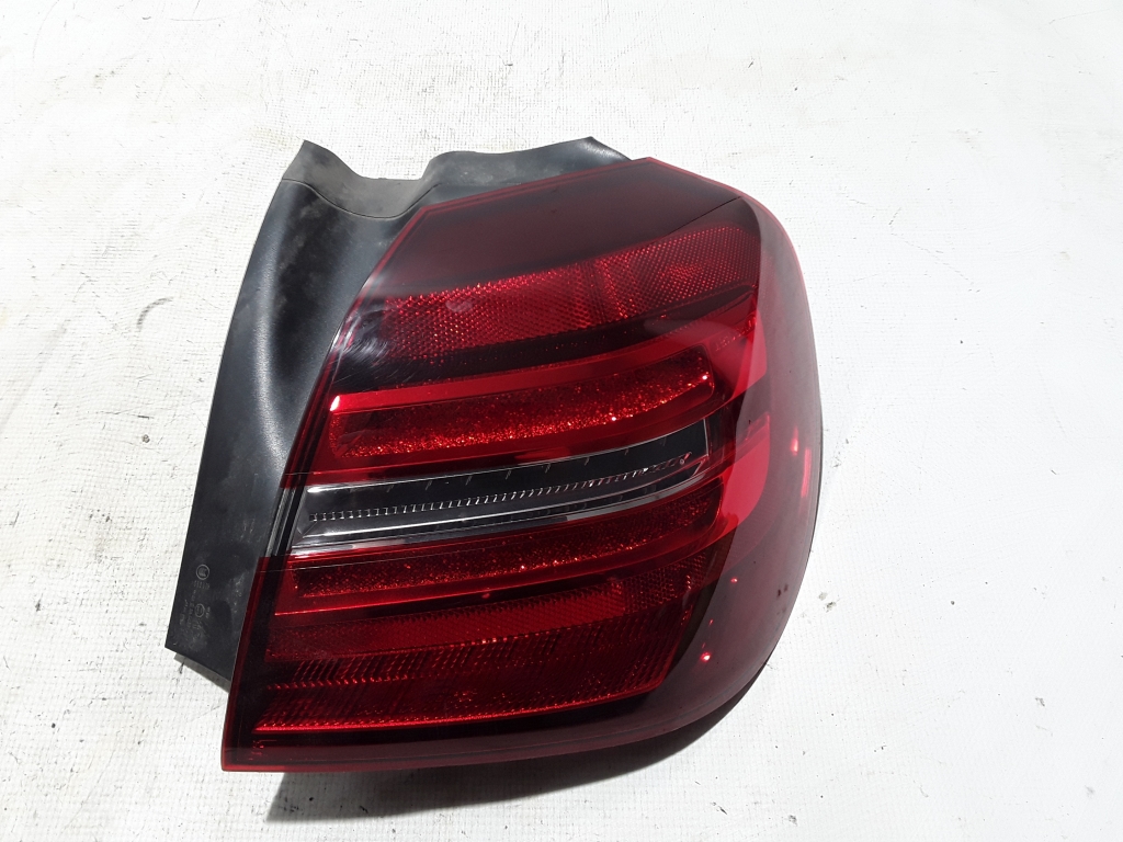 Used Mercedes Benz GLAClass Rear corner lamp A1569068400