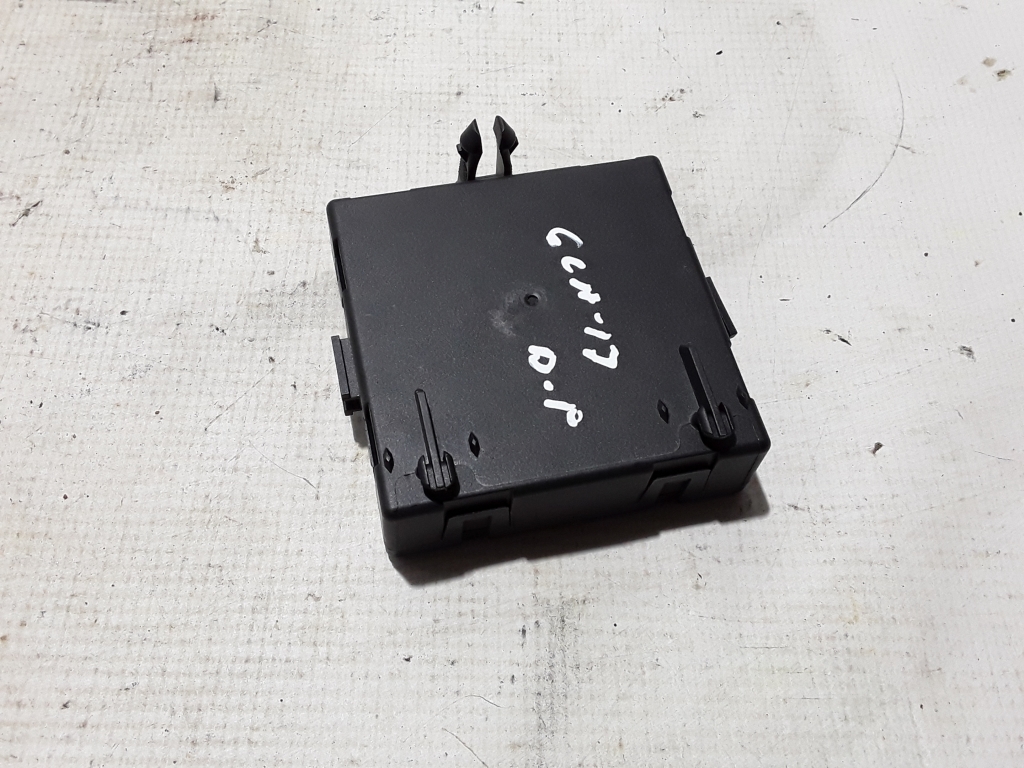 MERCEDES-BENZ GLA-Class X156 (2013-2020) Front Right Door Control Unit A1669000618 21051648