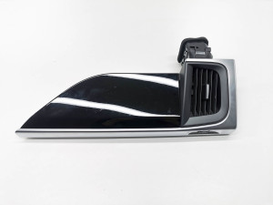   Armaturenbrett Lüftungsgitter  - J9D3018B08AB 