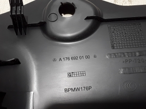 Mercedes Benz GLA-Class 156 (2013–2019) Garniture intérieure du montant B A1766920100 - 2
