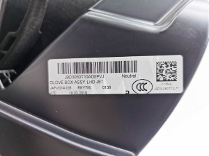 Jaguar l-Pace (2018–2026) Glove box J8A2-060T10-A - 2