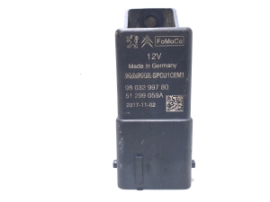 Glow plug relay - 98 032 997 80