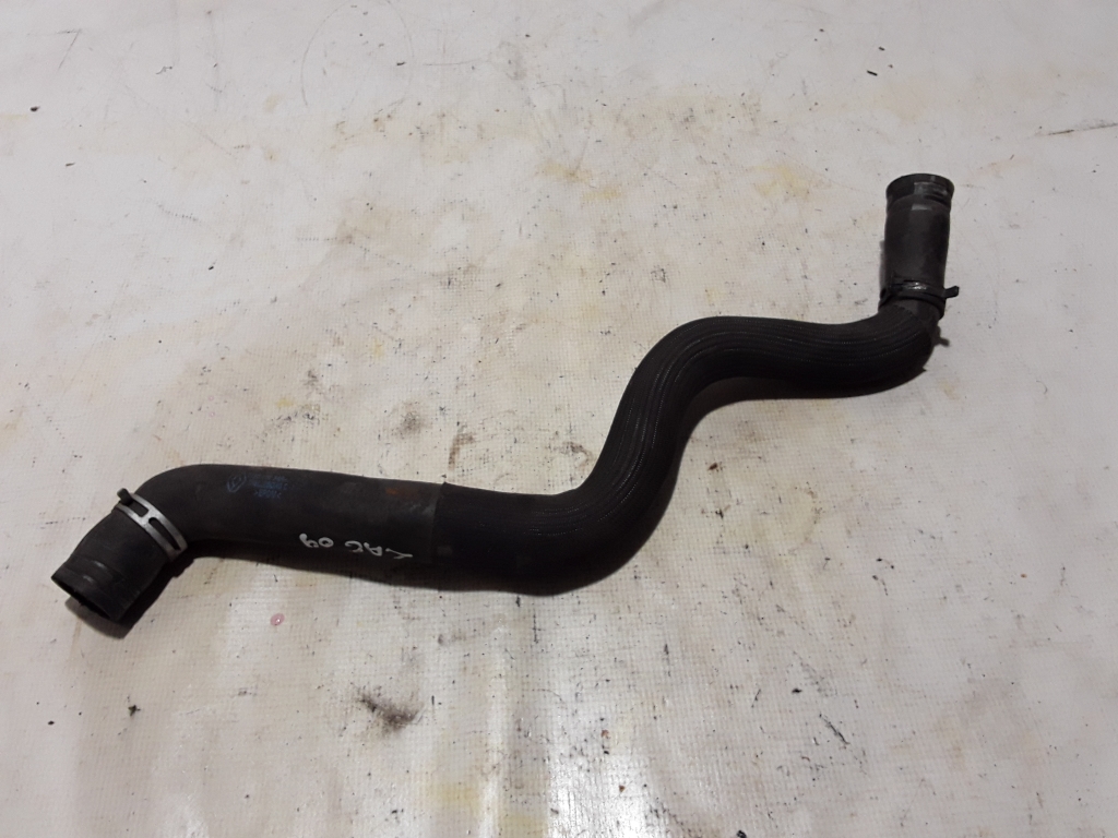 RENAULT Laguna 3 generation (2007-2015) Right Side Water Radiator Hose 215010054R 21051513