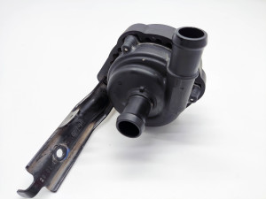 Jaguar l-Pace (2018–2026) Auxiliary water pump J9D3-18D473-AA - 3