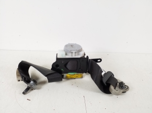 TOYOTA Urban Cruiser (2009–2017) Front seat belt 73210-52681 - 3