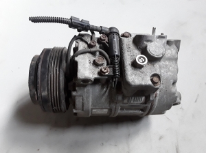   Air conditioner compressor 