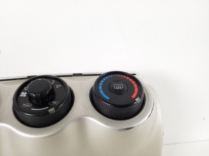 TOYOTA Urban Cruiser (2009–2017) Heater control panel - 4
