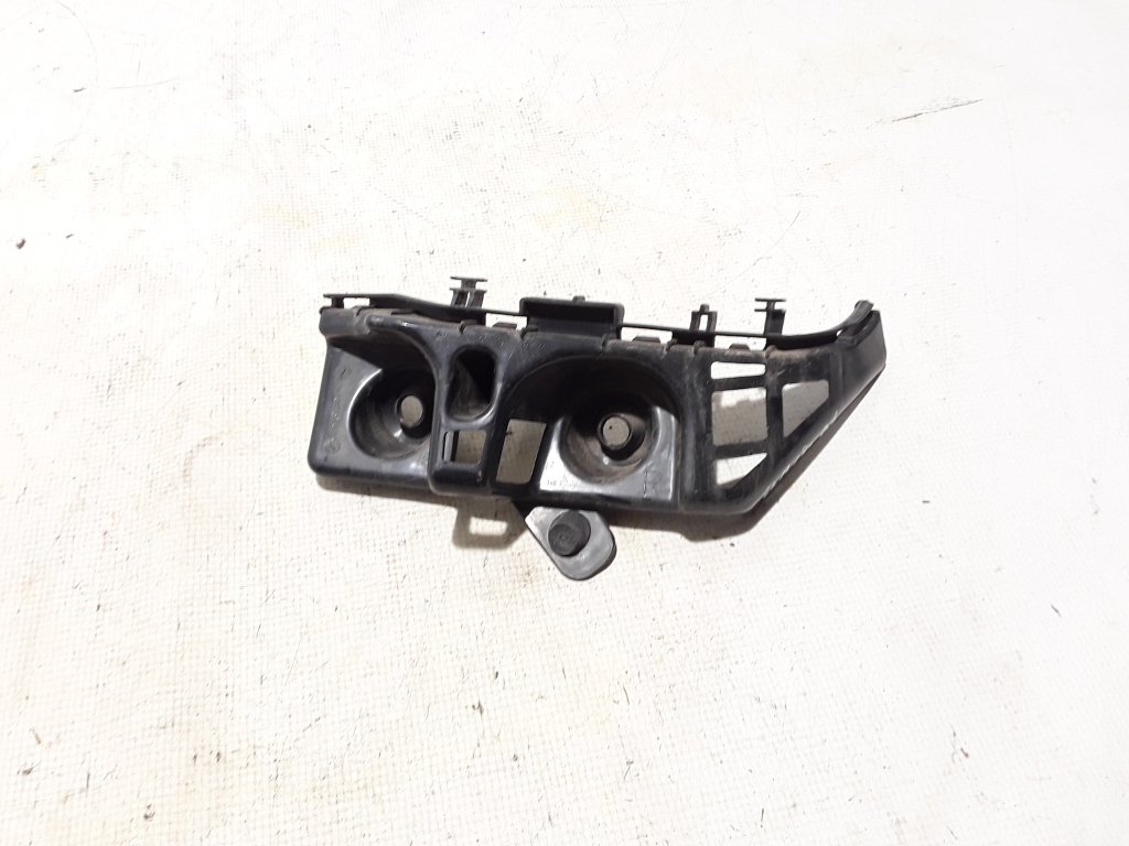 MERCEDES-BENZ GLA-Class X156 (2013-2020) Rear Right Bumper Bracket A1568850265 21051399