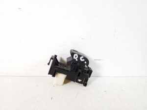 TOYOTA Urban Cruiser (2009–2017) Rear side door window switch 84810-52030 - 3