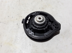 Mercedes Benz GLA-Class 156 (2013–2019) Speaker A2468200100 - 2