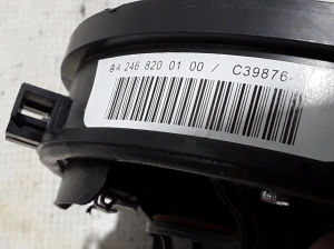 Mercedes Benz GLA-Class 156 (2013–2019) Speaker A2468200100 - 3