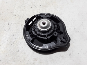 Mercedes Benz GLA-Class 156 (2013–2019) Speaker A2468200100 - 2