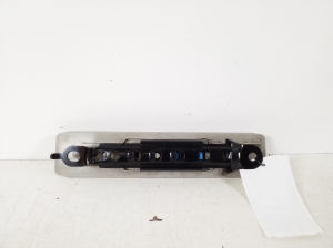 TOYOTA Urban Cruiser (2009–2017) Seat belt height adjuster 73200-52050 - 2