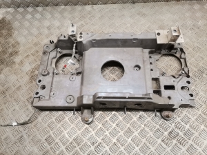 Support de fixation moteur - J9D3-002A68-A