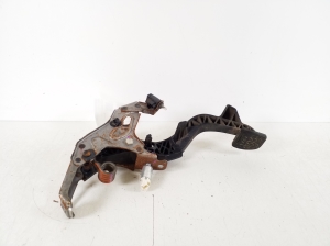 TOYOTA Urban Cruiser (2009–2017) Siduripedaal 31311-52040 - 3