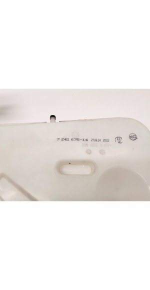 BMW 3 SERIES F30 (2011–2018) Front washer fluid reservoir 7241675 - 3