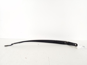 TOYOTA Urban Cruiser (2009–2017) Windshield wiper arm 85211-52350 - 2