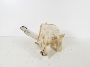 TOYOTA Urban Cruiser (2009–2017) Front washer fluid reservoir 85315-52140 - 3