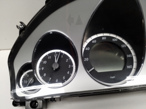 Mercedes Benz E-Class W207 (2009–2017) Instrument cluster A2129003509 - 3