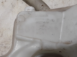 Mini Countryman R60 (2010–2016) Front washer fluid reservoir 9803733 - 3