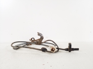 TOYOTA Urban Cruiser (2009–2017) Front ABS sensor 89543-52030 - 2