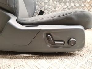 Polestar 2 II (2021–2026) Vordersitz und seine Teile - 2