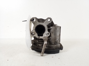  EGR valve 