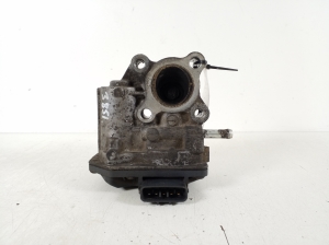  EGR valve 