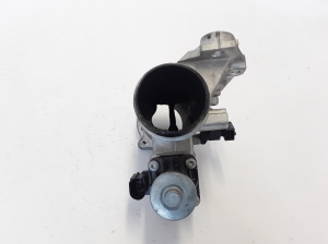  EGR valve 