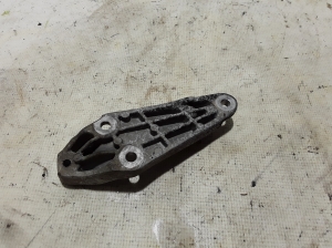 Mini Countryman R60 (2010–2016) Front drive shaft bracket 7812623 - 2