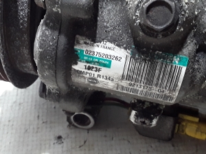  Air conditioner compressor 