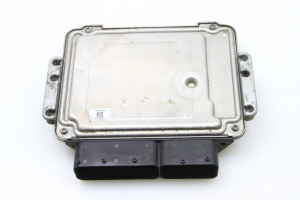 Hyundai i40 i30 (2007–2011) Motora vadības bloks 391202A209 - 3