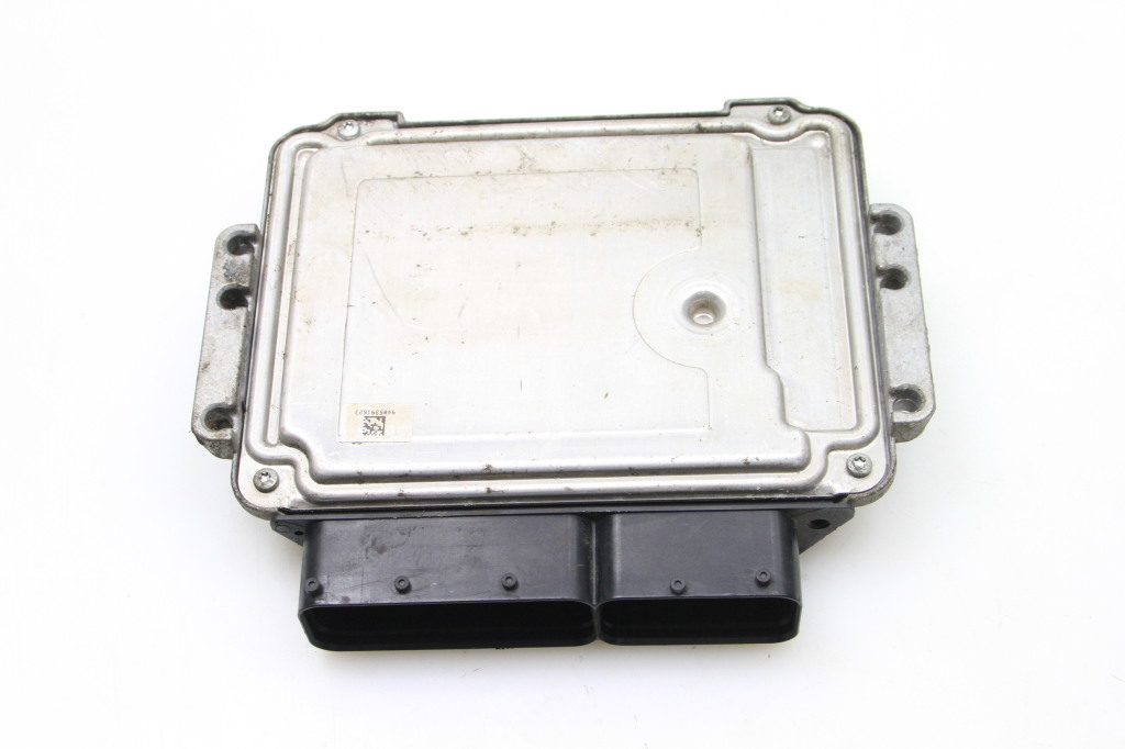 HYUNDAI ix35 1 generation (2009-2015) Engine Control Unit ECU 391202A001 25095807