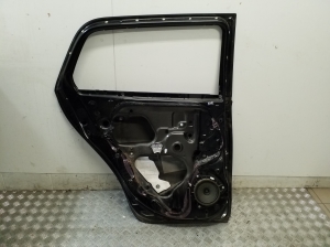 TOYOTA Urban Cruiser (2009–2017) Rear side doors 67004-52400 - 2