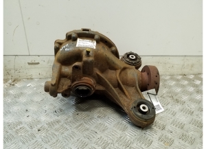   Rear reducer 