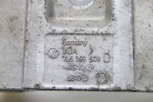Volkswagen Touareg I (2002–2010) Getriebehalter 7L6399649 - 3