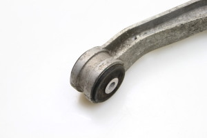 AUDI Q7 (2006–2015) Querlenker vorne 7L0407047B - 2