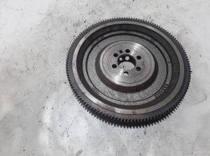   Clutch flywheel 