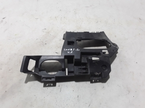   Front bumper bracket 