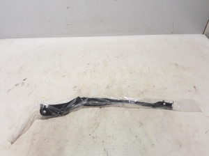  Windshield wiper blade 