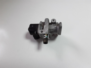  EGR valve 