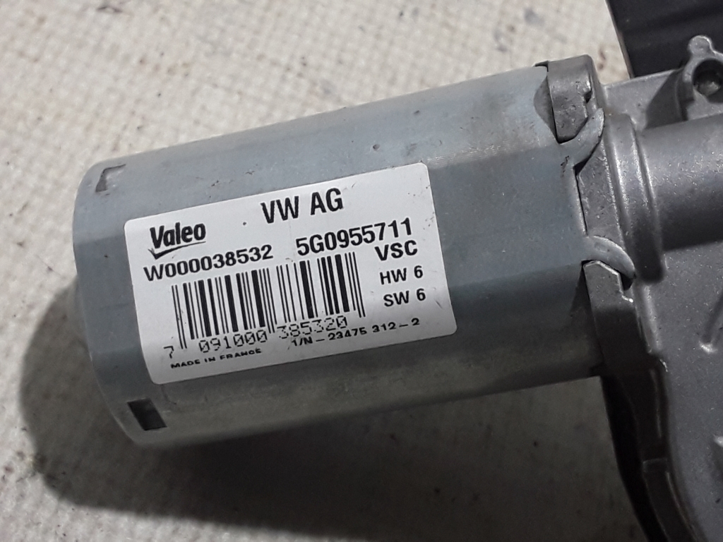 VOLKSWAGEN Golf 7 generation (2012-2024) Moteur d'essuie-glace de hayon 5G0955711 21053518