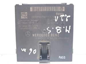 Mercedes Benz S-Class 221 (2005–2013) Gateway control module A221 540 54 45 - 2